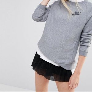 Grey nike pullover